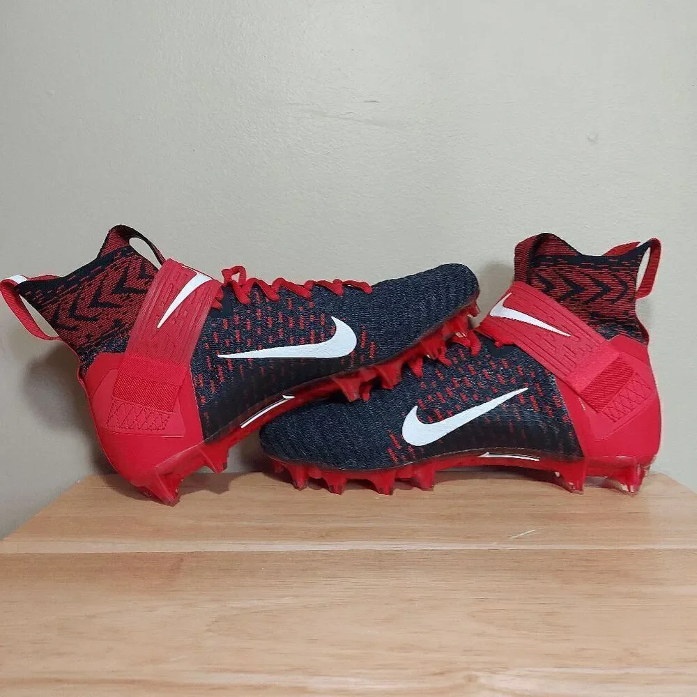 Nike Alpha Menace Elite 2 Flyknit Football Cleats Red Black BV2077-009 Mens 10.5